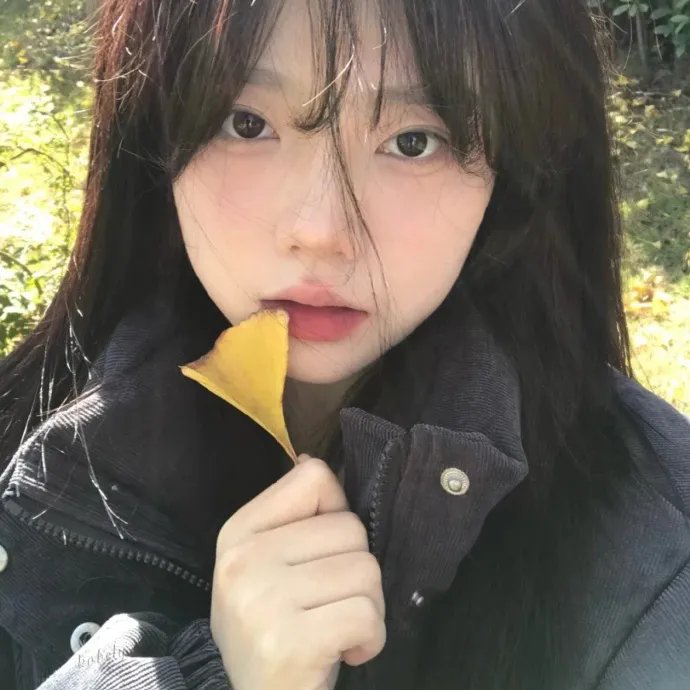 他与爱神同时降临